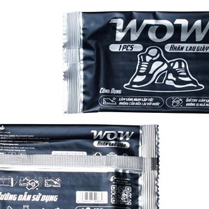 Lingettes de nettoyage pour chaussures en microfibre réutilisables écologiques Wow, nettoient en douceur les chaussures en cuir, les bottes, les sacs à main, les accessoires et la saleté. - Product Image 1