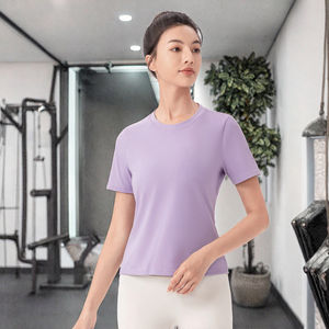 T-shirt de sport respirant pour femme en Spandex/Polyester, coupe classique, manches courtes, imprimé personnalisé, idéal pour le yoga en été - Product Image 2