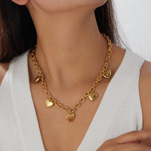 Collana con Ciondolo a Cuore in Oro Antiossidante, Nuova Tendenza, Gioielli Carini Senza Ossidazione, Gioielli in Acciaio Inossidabile 316L TGXL11154 - Product Image 4
