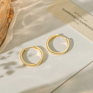 Pendientes de Aro Chapados en Oro de 14k, Diseño Redondo Simple, Joyería de Moda para Mujer - Product Image 4