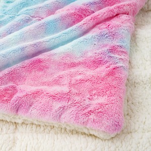 Couverture de lit en flanelle Sherpa réversible, douce, chaude et épaisse, personnalisée tie-dye, moelleuse et duveteuse, pour chambre de filles - Product Image 3