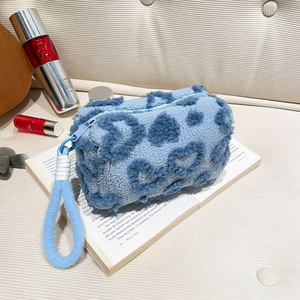 Bolsa de Cosméticos de Felpa Linda de Gran Capacidad, Linda Bolsa de Almacenamiento de Cosméticos, Bolsa de Viaje Portátil - Product Image 4