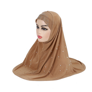 Vente en gros de foulard unique en lin cristal à la mode Hijab en jersey instantané pailleté multicolore - Product Image 6
