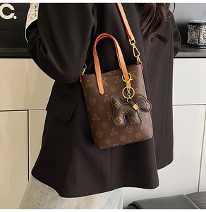 2025 INS Women's <strong>Bag</strong> Hot Sale New High Quality Retro Print <strong>Mobile</strong> Phone <strong>Bag</strong> Long Shoulder Strap Fashion Shoulder Crossbody <strong>Bag</strong> - Product Image 4
