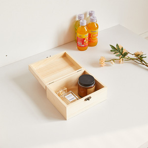 Factory wholesale square wooden storage <b>boxes</b>, <b>pine</b> gift packaging <b>boxes</b>, wooden commemorative medal <b>boxes</b> - Product Image 2