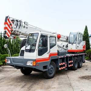Grúa sobre Camión QY12D431 de 12 Toneladas y 29.8m de Alcance, Alta Eficiencia Operativa para la Construcción - Product Image 1