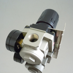 ตัวควบคุมแรงดันลม JINEN รุ่น AR4000-04 1.0MPa พร้อมเกจวัดแรงดันสำหรับท่อส่งลม - Product Image 3