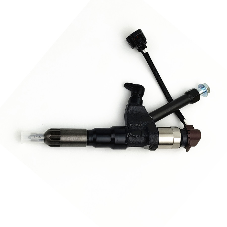 Diesel Injector 23670-E0590 Common Rail Injector 295050-1590 for Toyota HILUX 2KD-FTV