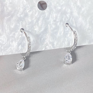 Wuzhou, joyerí<span class=keywords><strong>a</strong></span> <span class=keywords><strong>de</strong></span> moda, venta al por mayor, joyerí<span class=keywords><strong>a</strong></span> hipoalergénica, venta al por mayor, pendientes <span class=keywords><strong>de</strong></span> gota <span class=keywords><strong>de</strong></span> plata chapados en rodio para mujer - Product Image 3