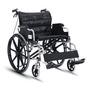 Fauteuil roulant manuel pliable à quatre roues, léger, en acier, noir, pour usage domestique, pour personnes âgées et handicapées - Product Image 2