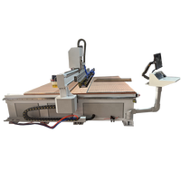 Machine automatique de clouage de panneaux acoustiques insonorisés contrôlée par CNC PLC avec pistolets à clous personnalisés pour matériaux en bois et en fibres