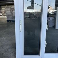 Venta caliente de ventanas de plástico de doble vidrio ventanas correderas de PVC y puertas