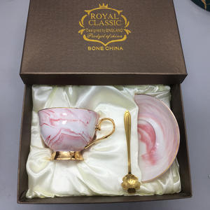 Ensemble tasse et soucoupe en céramique marbrée style nordique simple, vente en gros pour le thé anglais de l'après-midi, tasse et soucoupe romantiques pour couple - Product Image 1