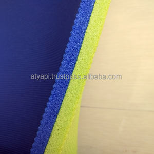 Material de Aislamiento Térmico Industrial de Espuma EPE y Compuesto de Aluminio, Espesor de 30-100 mm para Uso en Refrigeradores/Cajas Frigoríficas AT-PE05 - Product Image 1