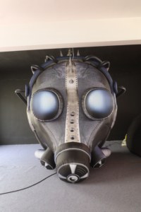 Acessórios Personalizados para Jogos de Terror, Balão Gigante Inflável em Forma de Máscara de Gás para Decoração de Halloween - Product Image 5