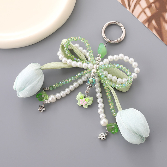 High Quality Cute Butterfly Pearl Beaded Tulip Bow Keychain Y2K Bowknot Phone Charm Flower Pendant Keyring Accessories for Women