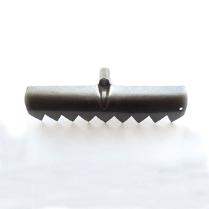 Tête de râteau agricole de haute qualité en gros d'usine outils agricoles râteau de <span class=keywords><strong>scarificateur</strong></span> en acier dentelé - Product Image 4