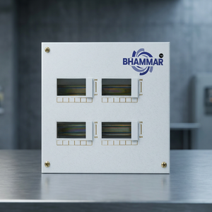 BHAMMAR KK22 กล่องจ่ายไฟ 16 ขั้ว 100A 415V IP54 สำหรับใช้งานภายในและภายนอกอาคาร สำหรับอุตสาหกรรม HSN 85371000 - Product Image 3