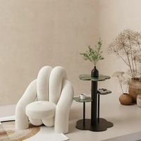 Fauteuil d'appoint moderne en bouclette courbée, pièce maîtresse sculpturale de designer pour salon