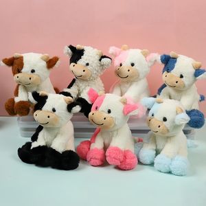座っているかわいい牛のぬいぐるみ卸売 家庭 車 オフィス装飾 子供へのプレゼント 人形 ぬいぐるみ 農場の動物のぬいぐるみ 牛のおもちゃ - Product Image 2