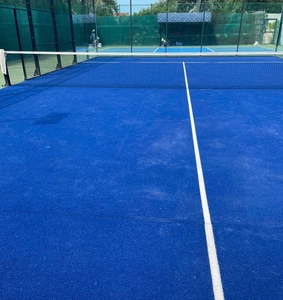 สนามแพเดิลเทนนิสแบบตั้งพื้น ไม่ต้องเจาะติดตั้ง ระบบถ่วงน้ำหนักแบบชั่วคราว สถานที่จัดงานชั่วคราว ขายส่ง B2B - Product Image 1