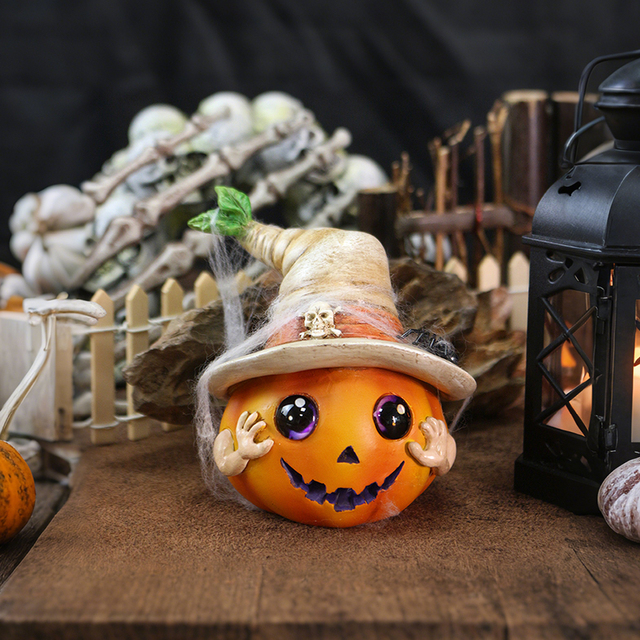 Low MOQ Ready to Ship Creative Resin Pumpkin With Hat Figurine Halloween Decor