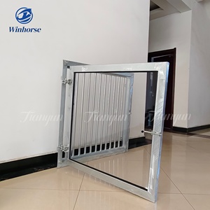 Cửa sổ ổn định ngựa HDG thời tiết với cấu trúc bản lề an toàn và khung kim loại để thông gió chuồng ngựa đáng tin cậy - Product Image 4