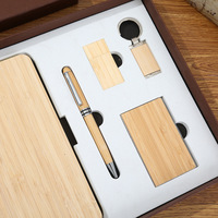 Coffret Cadeau d'Entreprise Multi-Occasions en Bois Grainé : Porte-clés, Carnet et Articles Promotionnels pour Événements d'Entreprise