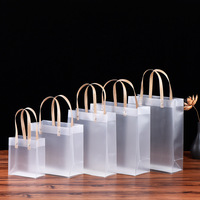 Sac en plastique PVP givré imprimé de marque personnalisée avec votre propre logo Sac à provisions PP Sacs cadeaux pour petites entreprises