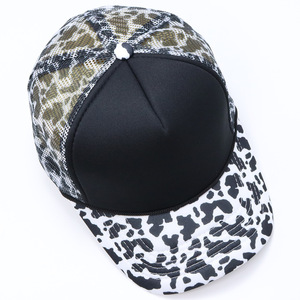 Neu eingetroffen: Partygeschenke – Leopard-Karo-Trucker-Cap mit Schirmdruck – Weihnachtsgeschenk für Damen - Product Image 4