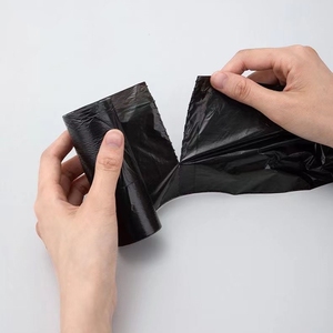ถุงขยะดำพิมพ์โลโก้ตามสั่งสำหรับใส่ผ้าอ้อมเด็ก ขายส่ง - Product Image 4