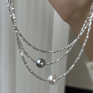Collier ras du cou à chaîne épaisse clavicule scintillante de couleur argent populaire avec perle blanche et perle noire pour femme - Product Image 2