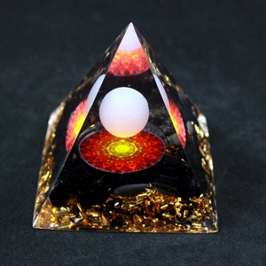 Offre Spéciale fait à la main résine Orgone pyramide nouveau Design cristal oeil de tigre <span class=keywords><strong>Orgonite</strong></span> Style Feng Shui pierre de guérison pyramide - Product Image 6