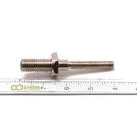 Poteau de liaison d'isolation à cinq couleurs en laiton pur nickelé M4 de haute qualité 24A avec prise banane de 4mm
