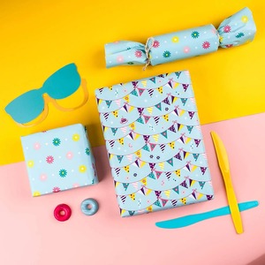 Joyeux Anniversaire – Lot de Rouleaux de Papier Cadeau Écologique Imperméable – Licorne, Fleurs, Bannières Artistiques – Emballage Cadeau 100GSM Double Face PE - Product Image 3