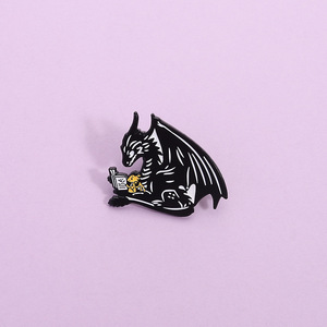 Drago nero distintivo drago nero leggere libri spille smalto morbido lettura regali appassionati per amico - Product Image 2