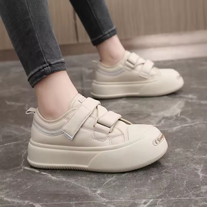 Chaussures pour femmes fabriquées en Chine, tendance mode, chaussures de sport décontractées, chaussures à plateforme épaisse augmentant la taille - Product Image 2