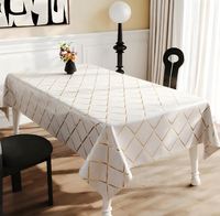 Housse de table carrée en PVC gris neutre de luxe avec texture triangulaire 3D, impression personnalisée, taille et couleur au choix, imperméable, anti-taches, écologique, moderne