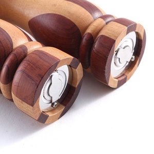 Moulin à poivre en <span class=keywords><strong>bois</strong></span> de hêtre et de frêne de 6 pouces - Product Image 4