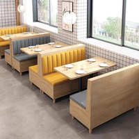 Ensemble de table à manger commerciale, ensemble de sièges en cuir, meubles de restaurant en bois massif, table et chaise de café pour la restauration