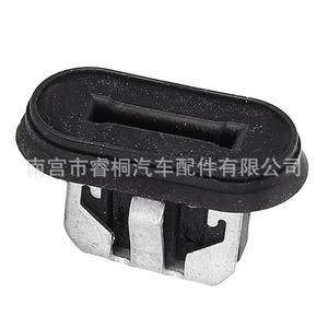 คลิปยึดแผ่นปิดกันชน Shuangxuan รุ่น 1110167-00-A สำหรับรถยนต์ Tesla Model 3 Y ตัวล็อคพลาสติก - Product Image 1