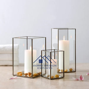 Lanterne avec poignée pour décorations de salon prix de gros lanterne en métal et en verre accessoires de décoration de table bougie en verre - Product Image 1