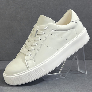 รองเท้ากีฬาลำลองคู่รัก รองเท้ากีฬาสีขาวสำหรับผู้ชาย รองเท้ากีฬาอเนกประสงค์สำหรับฤดูใบไม้ผลิและฤดูร้อน - Product Image 5