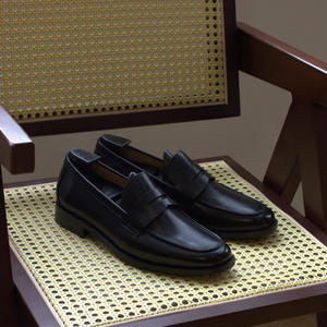 Nouvelles chaussures en cuir de vachette pour hommes, à bout carré, de haute qualité, chaussures décontractées pour affaires, antidérapantes et respirantes. - Product Image 2