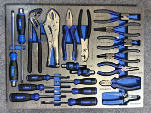 Kit d'outils de réparation multifonctionnel professionnel en acier allié robuste de 413 pièces pour l'entretien automobile et mécanique - Product Image 3