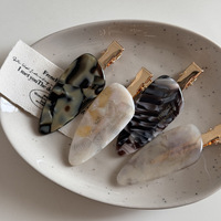 CHUJIAN Nouvelle Arrivée Pinces à Cheveux Esthétiques en Acétate Effet Écaille de Tortue et Peinture à l'Encre, Pinces Latérales Chic Minimalistes, Épingles à Cheveux au Design Unique