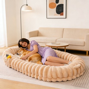 Cama Compartida Gigante para Perros, Ovalada, Desmontable y Lavable, Sofá Cama para Mascotas, Color Marrón Claro, Gris Oscuro, Rosa, Verde Claro, para Uso en las Cuatro Estaciones - Product Image 1