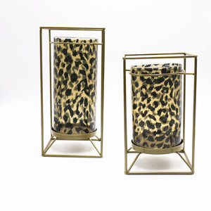 Bougeoir à impression léopard et son lot de 10x20, porte-bougie en verre avec support en métal - Product Image 5
