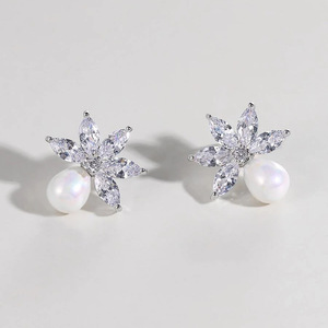 Elegant Eye Shape Flower Stud Earrings for Women Simple Daily Wear Ear Accessories - Product Image 2