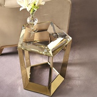 Table console moderne de luxe en acier inoxydable doré en forme de verre diamanté Plateau en verre transparent avec panneau en bois pour la maison